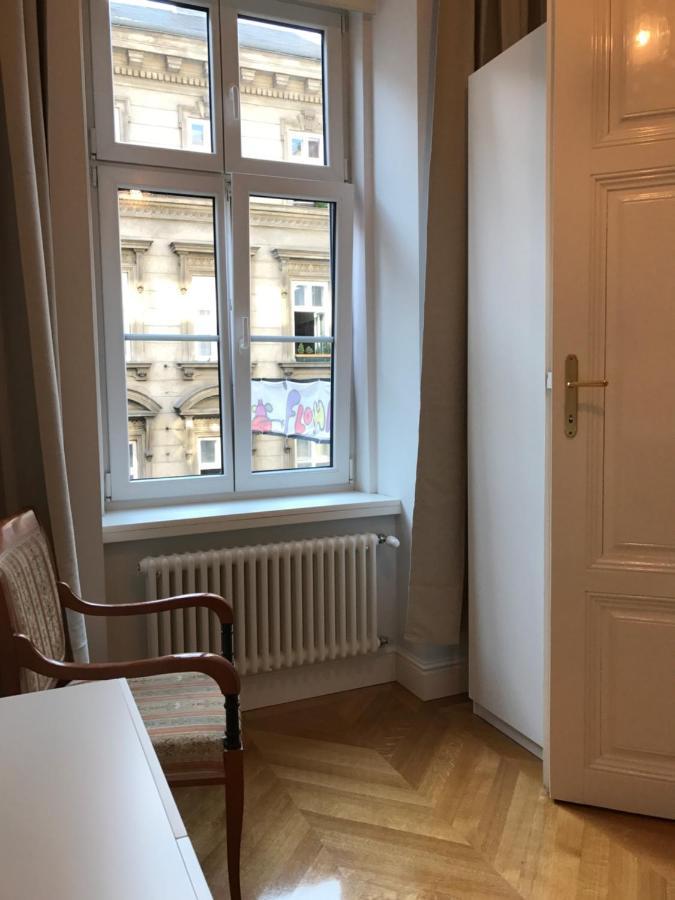Luxury 2Br Apartment Neubaugasse Vienna Luaran gambar